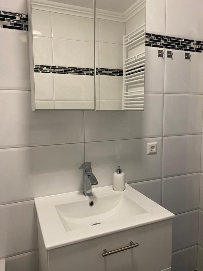 Family Apartment Karlsruhe Ngoại thất bức ảnh