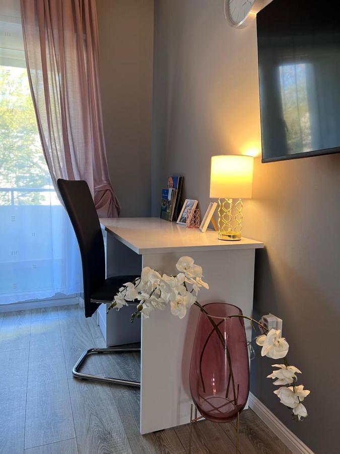 Family Apartment Karlsruhe Ngoại thất bức ảnh