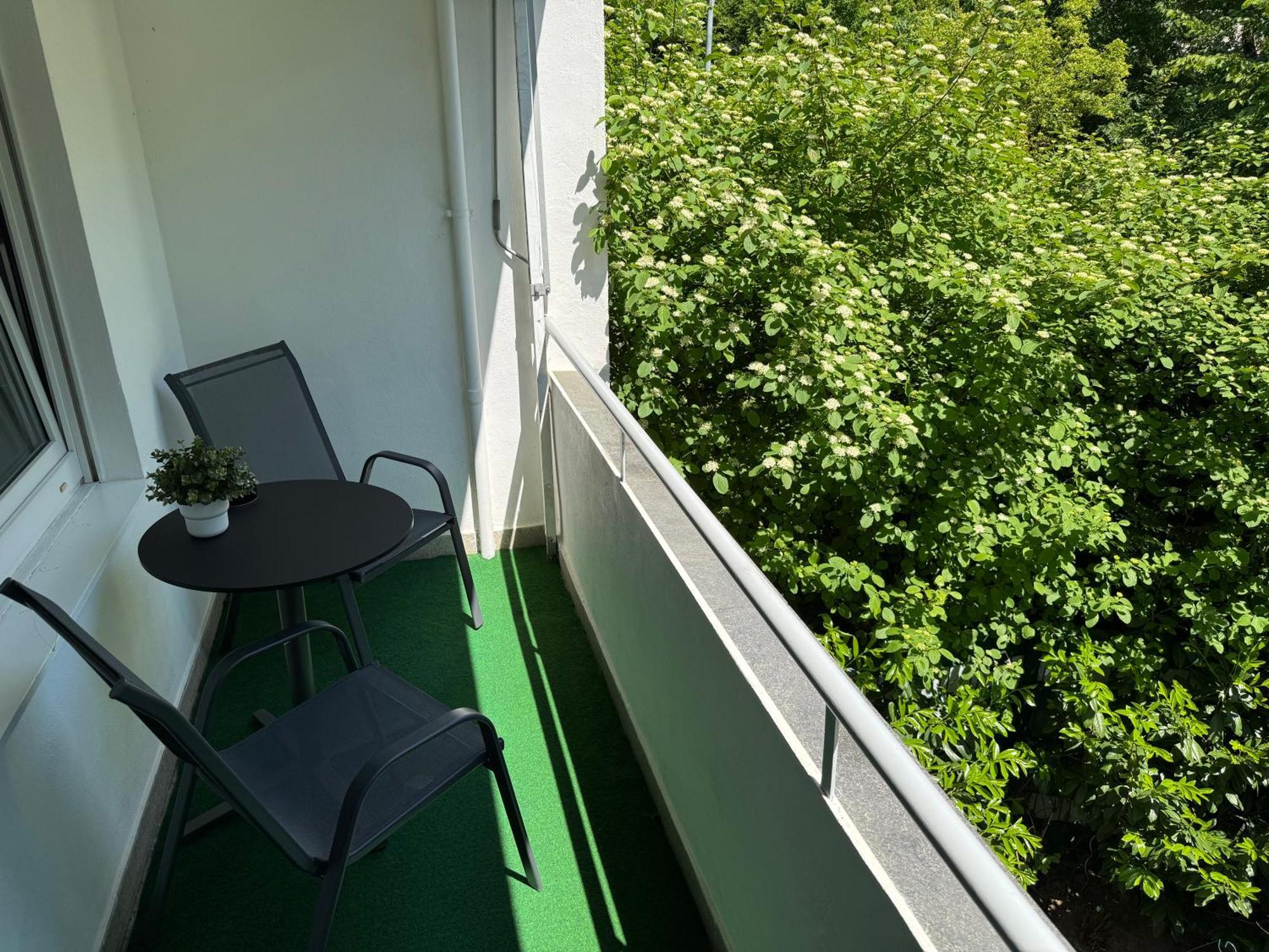 Family Apartment Karlsruhe Ngoại thất bức ảnh